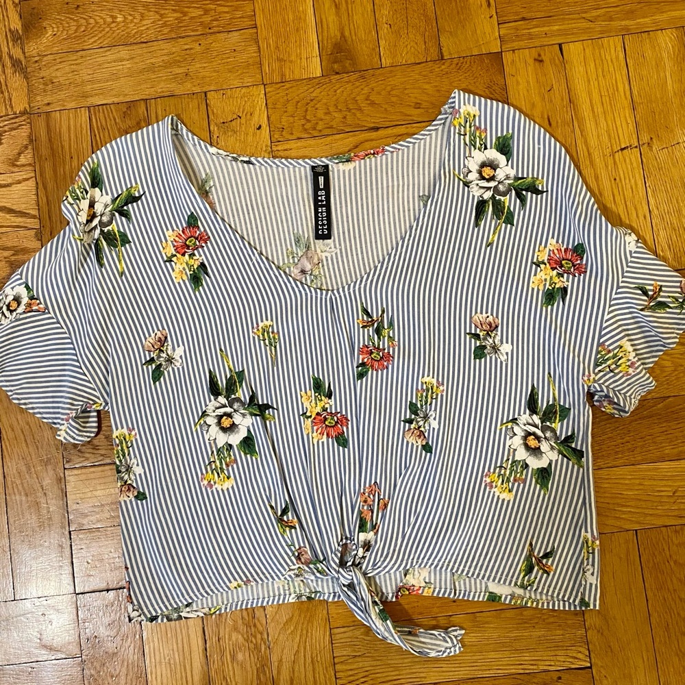 Design Lab floral tie front top